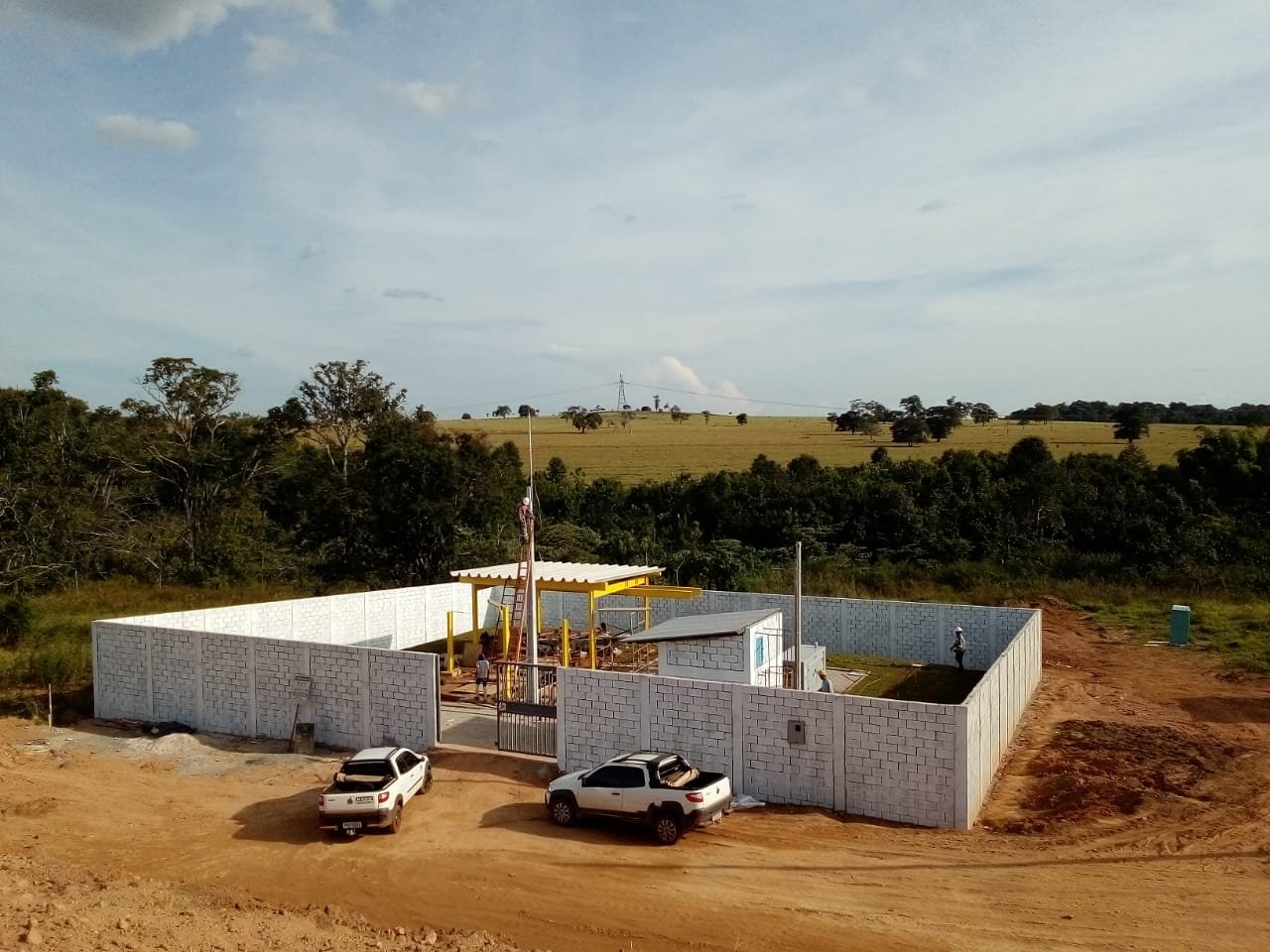 Estação Elevatória de Esgoto em execução pela COBI Engenharia no Res. Juarez Freire em Trindade-GO